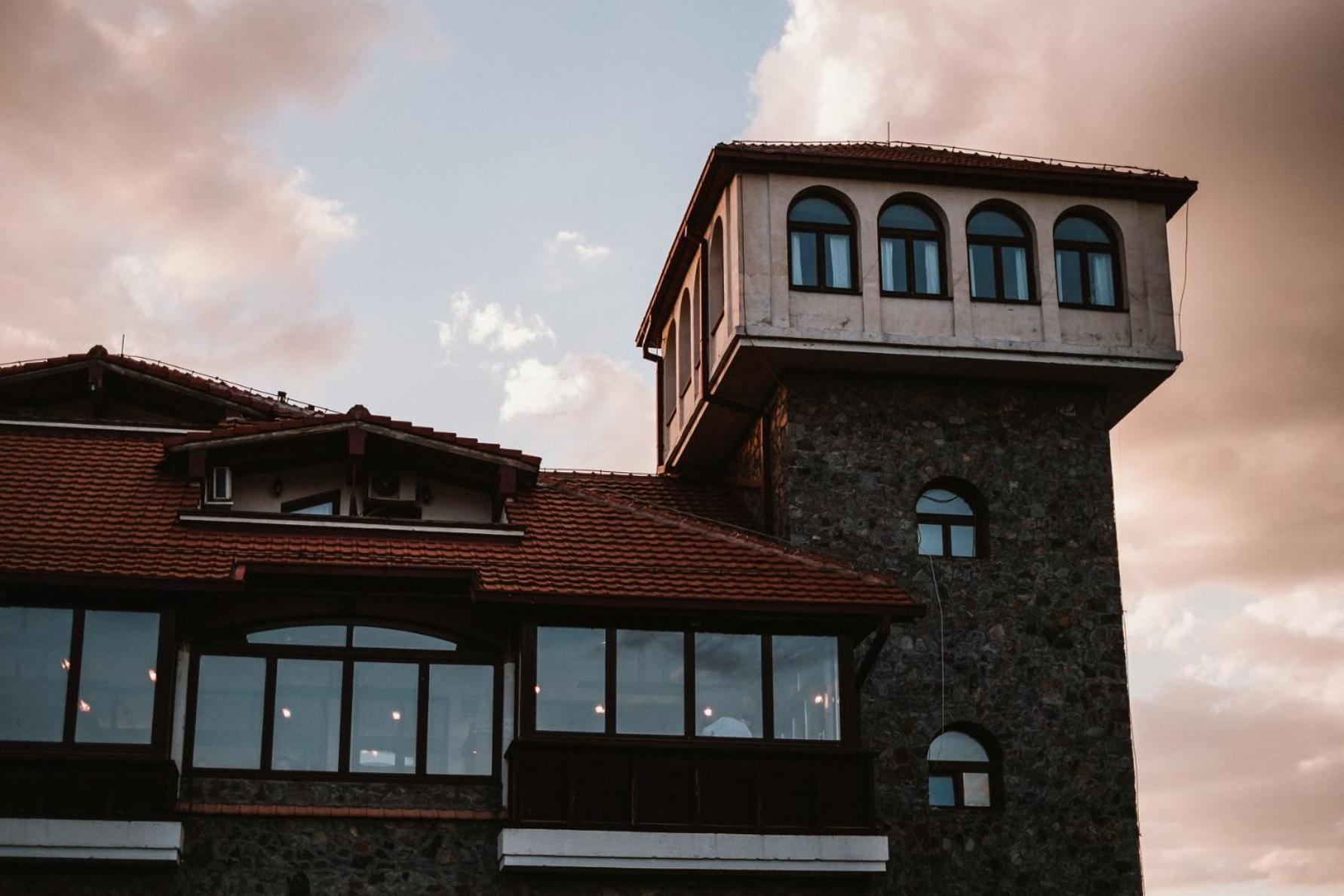דמיר קאפייה Popova Kula Hotel & Winery מראה חיצוני תמונה