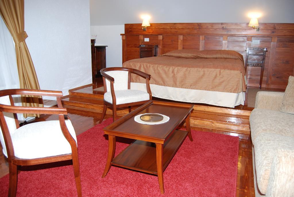 דמיר קאפייה Popova Kula Hotel & Winery חדר תמונה