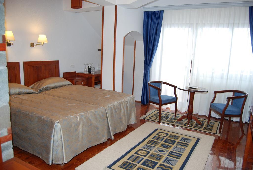 דמיר קאפייה Popova Kula Hotel & Winery מראה חיצוני תמונה