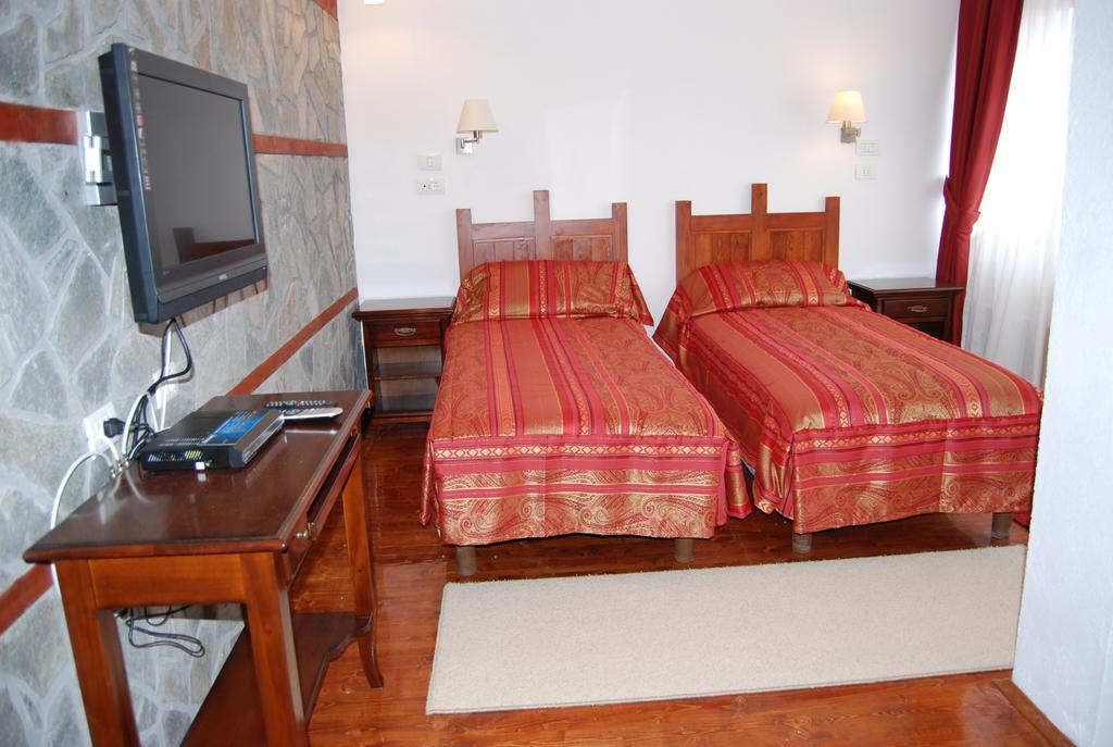 דמיר קאפייה Popova Kula Hotel & Winery מראה חיצוני תמונה